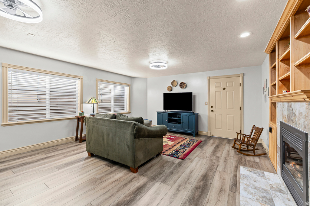 3239 N 620 E Lehi, UT 84043