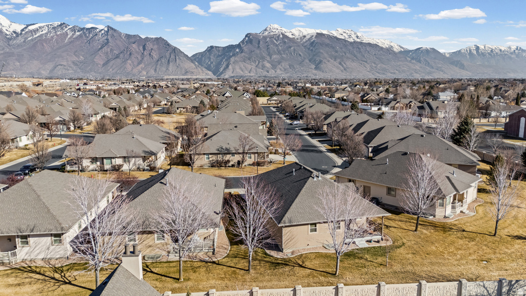 3239 N 620 E Lehi, UT 84043