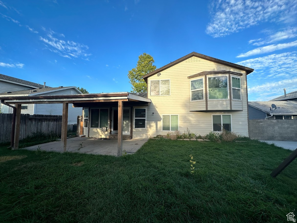 6092 S LONGMORE DR Salt Lake City, UT 84118