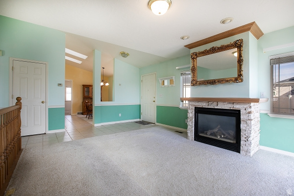 6981 S HOLLOW WAY #216 West Jordan, UT 84084