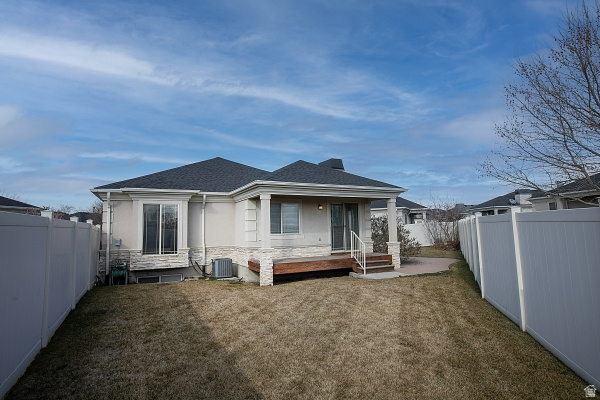 6981 S HOLLOW WAY #216 West Jordan, UT 84084