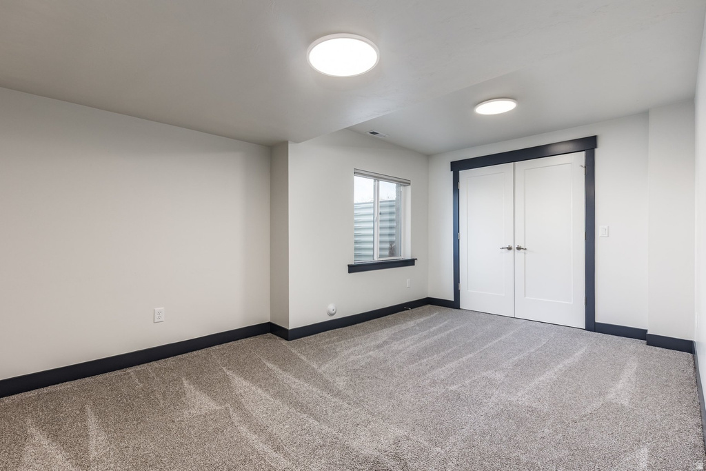 594 E SPRUCE GLEN RD Murray, UT 84107