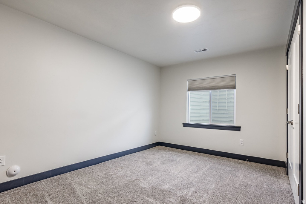 594 E SPRUCE GLEN RD Murray, UT 84107