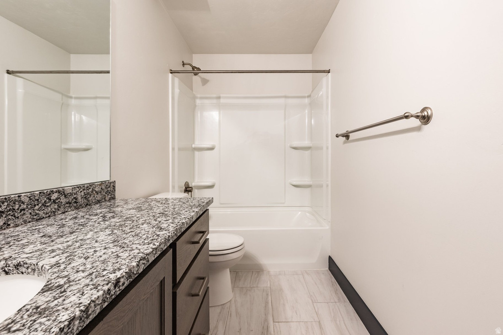 594 E SPRUCE GLEN RD Murray, UT 84107