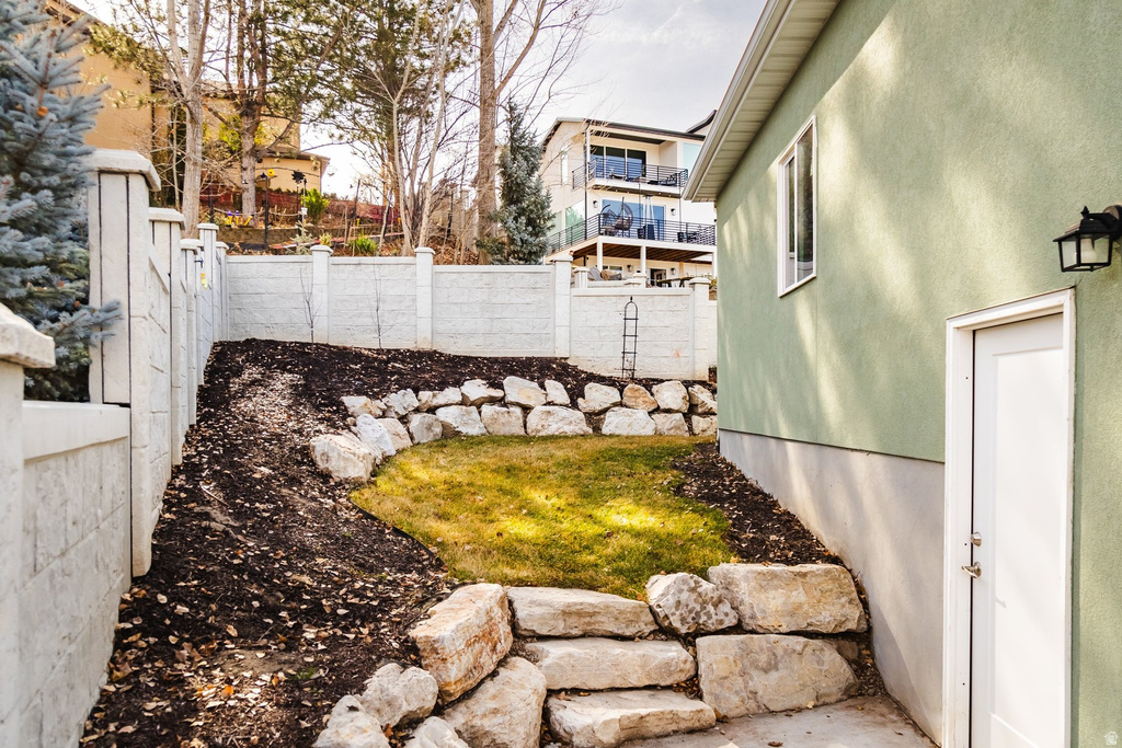 594 E SPRUCE GLEN RD Murray, UT 84107