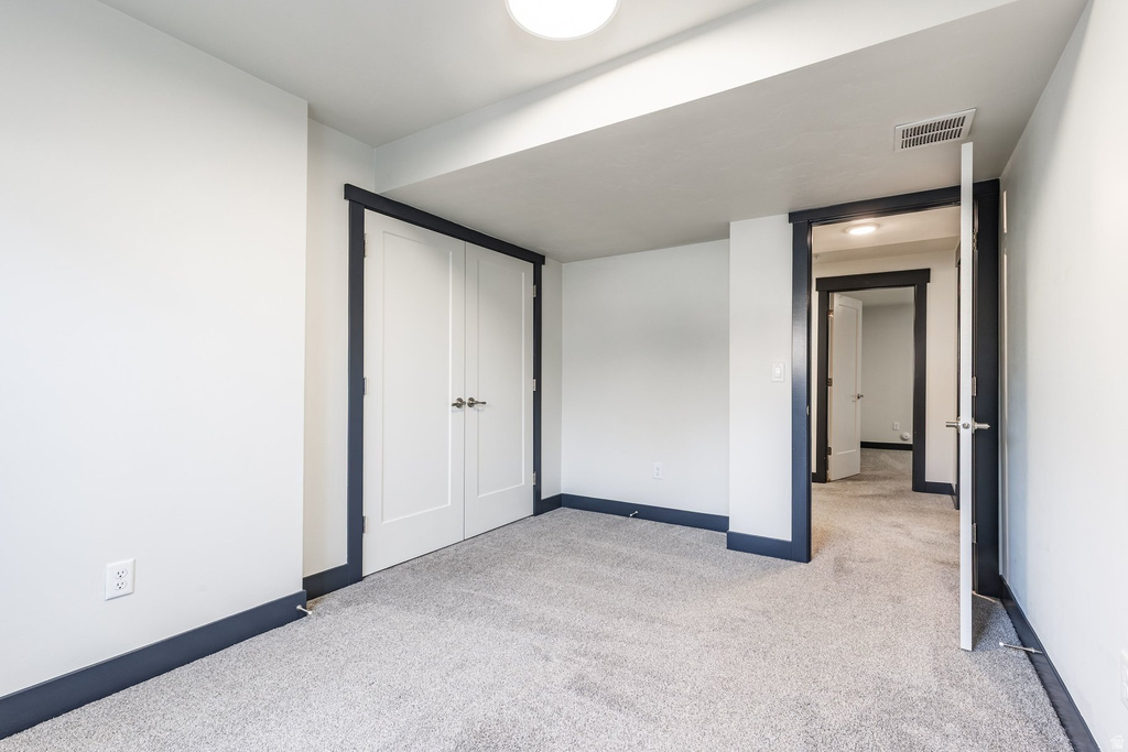 594 E SPRUCE GLEN RD Murray, UT 84107