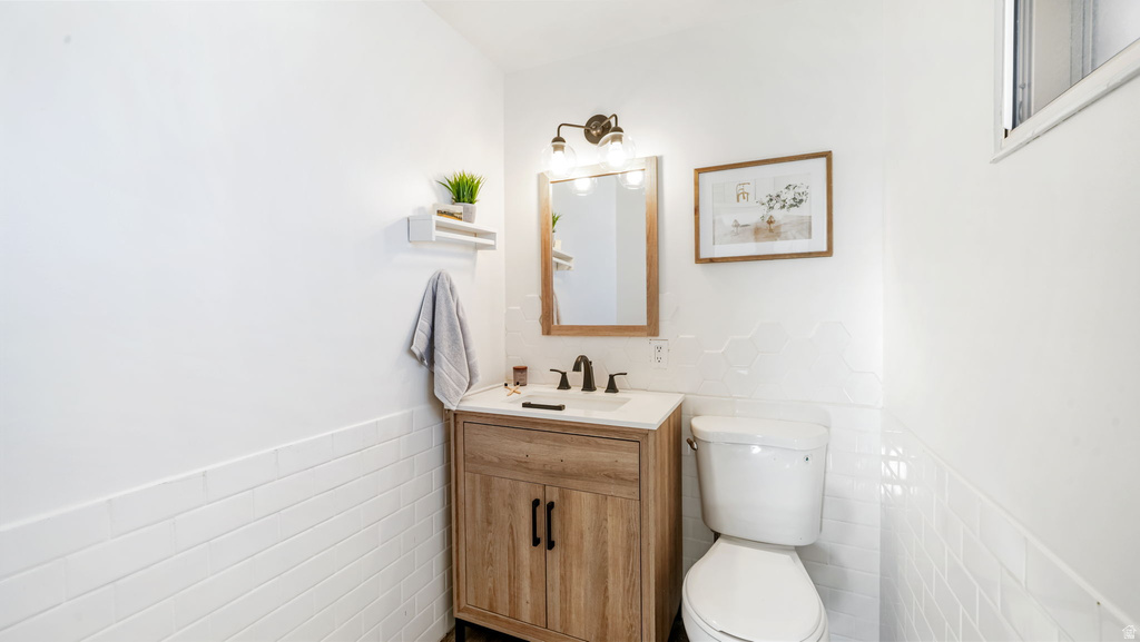 169 S WOODLAND DR Orem, UT 84097