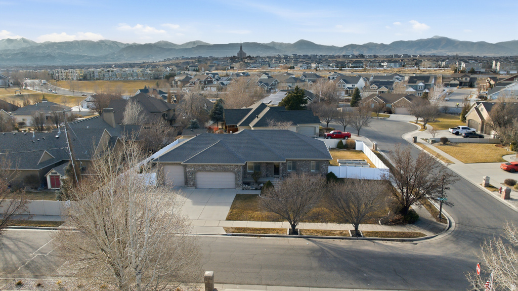 10938 S LUCAS LN South Jordan, UT 84095