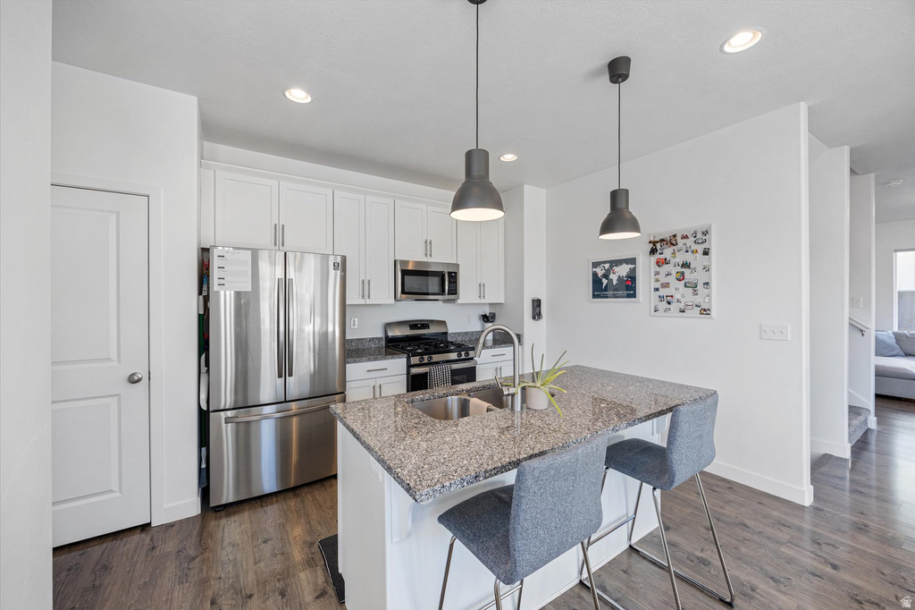 15313 S REINS WAY Bluffdale, UT 84065