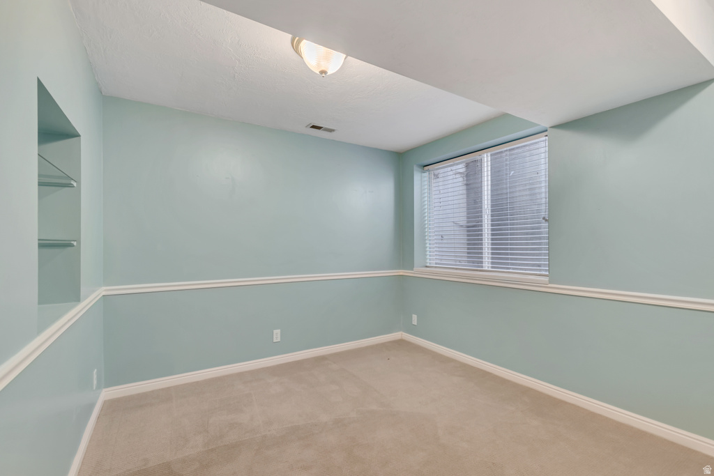 1596 W CORNERSTONE WAY South Jordan, UT 84095