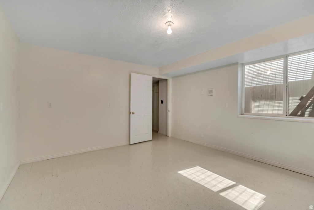 1596 W CORNERSTONE WAY South Jordan, UT 84095