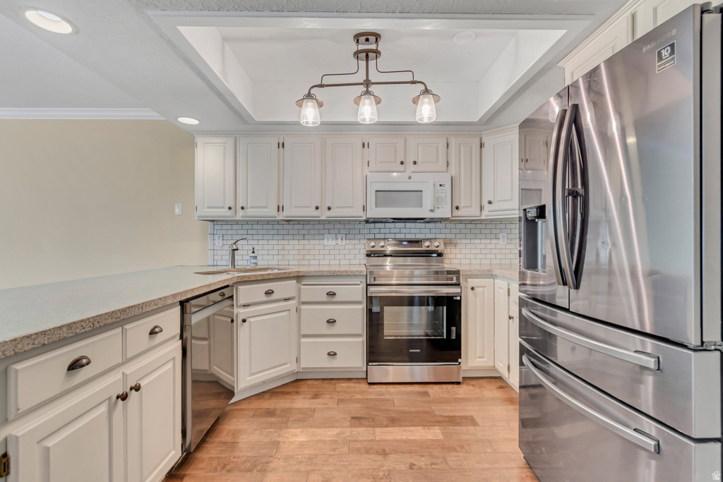 1596 W CORNERSTONE WAY South Jordan, UT 84095