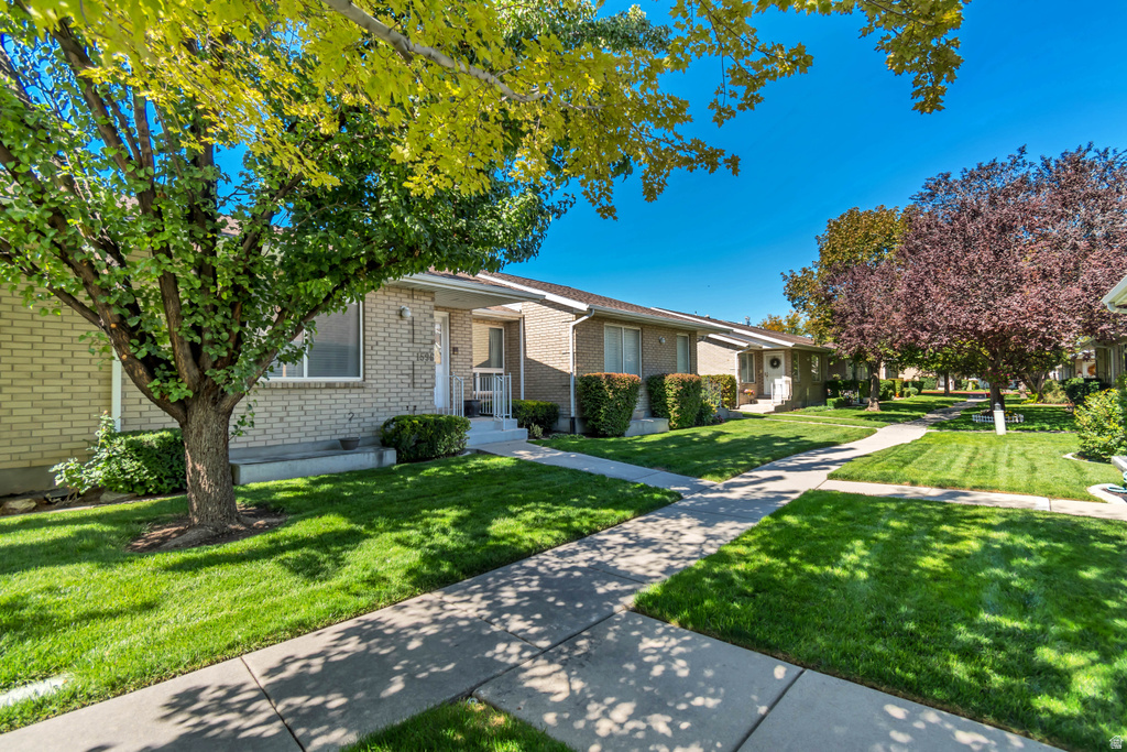 1596 W CORNERSTONE WAY South Jordan, UT 84095