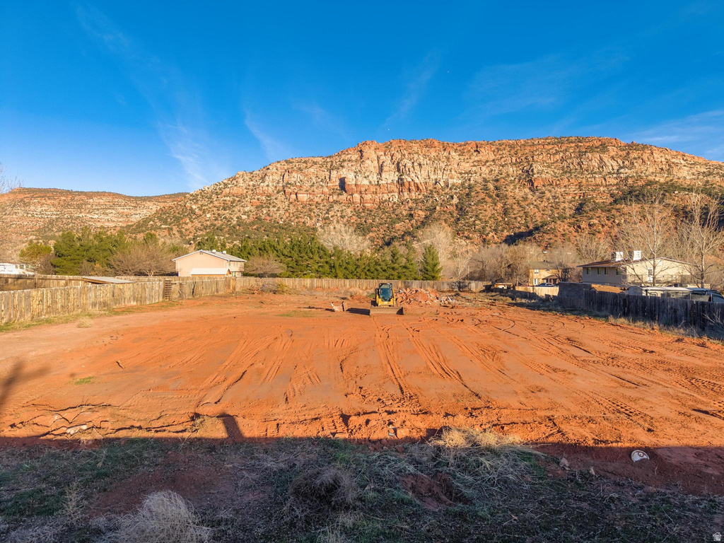760 N HILDALE ST Hildale, UT 84784