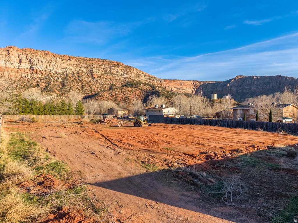 760 N HILDALE ST Hildale, UT 84784