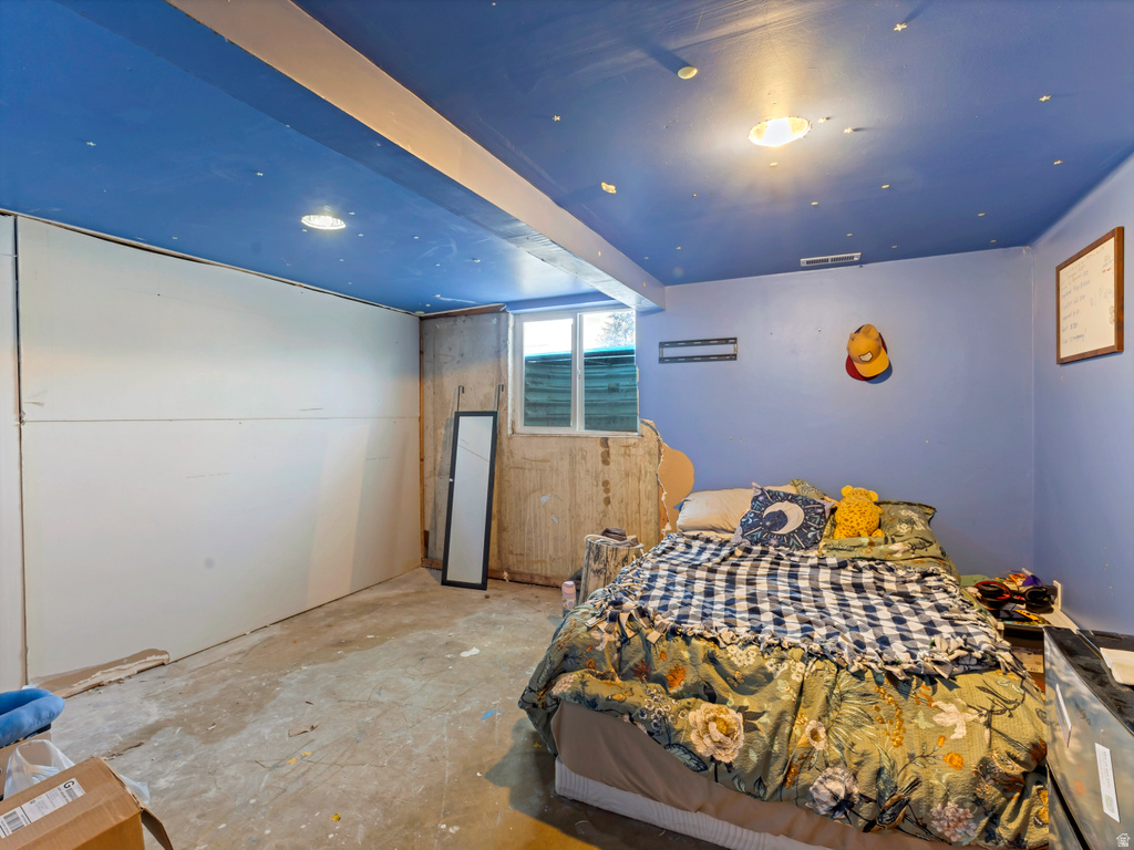 206 E 100 N Clearfield, UT 84015