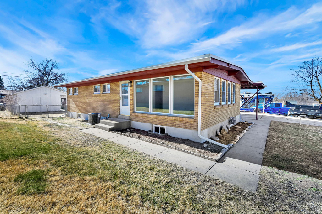 2105 W 5700 S Roy, UT 84067