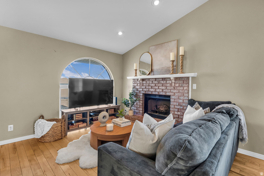 6993 S 1620 E Cottonwood Heights, UT 84121