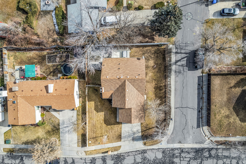 6993 S 1620 E Cottonwood Heights, UT 84121