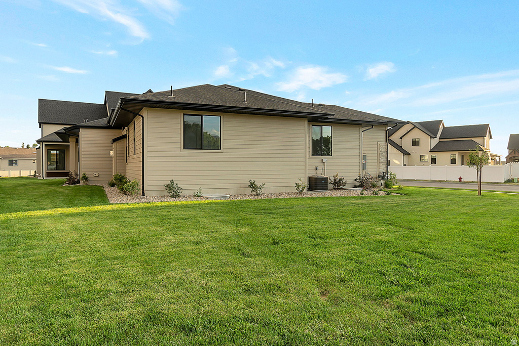 581 W SUMMERHILL LN Centerville, UT 84014