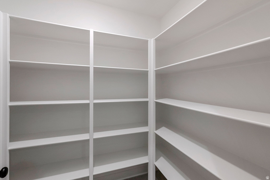 581 W SUMMERHILL LN Centerville, UT 84014