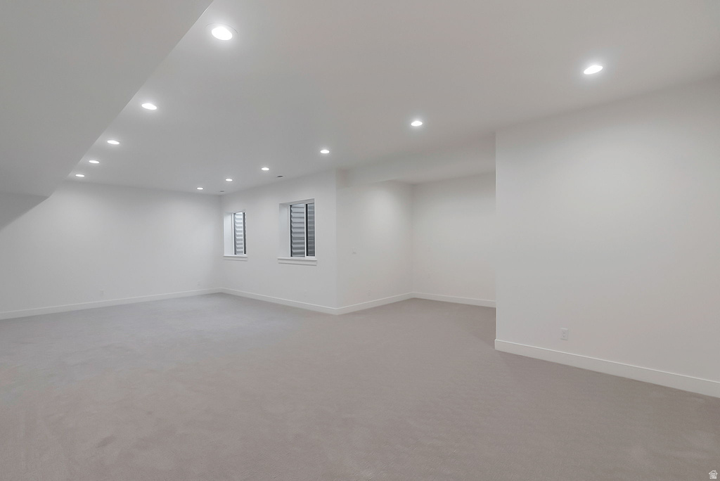 581 W SUMMERHILL LN Centerville, UT 84014