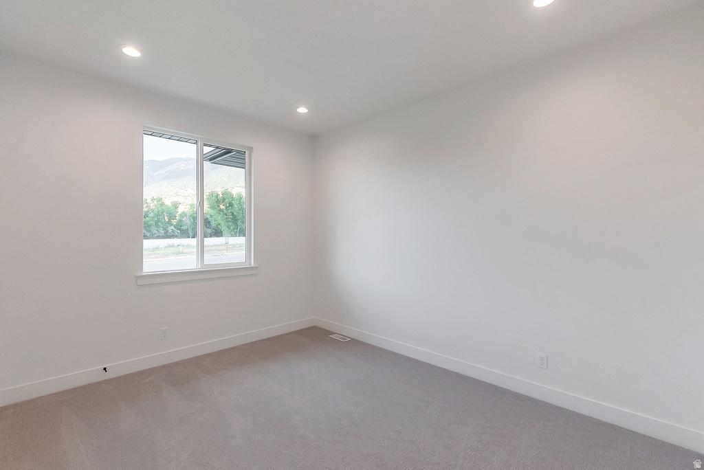 581 W SUMMERHILL LN Centerville, UT 84014