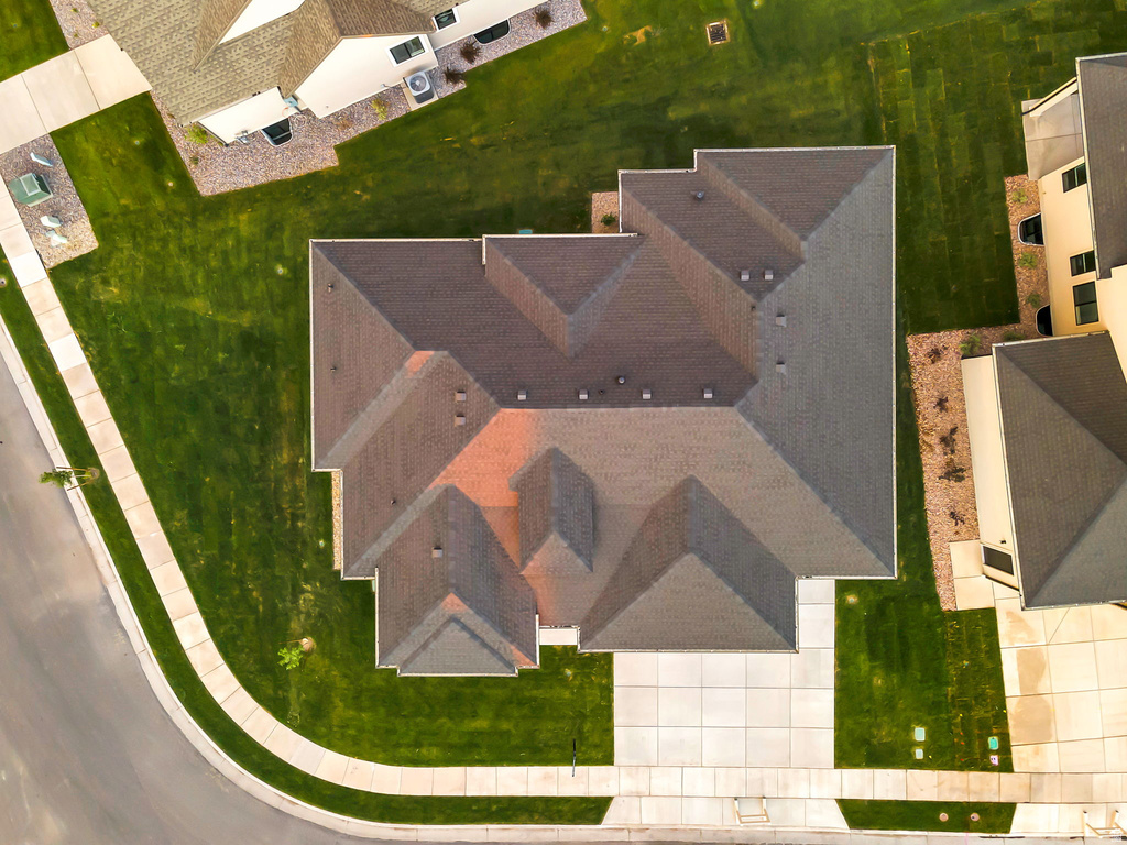 581 W SUMMERHILL LN Centerville, UT 84014