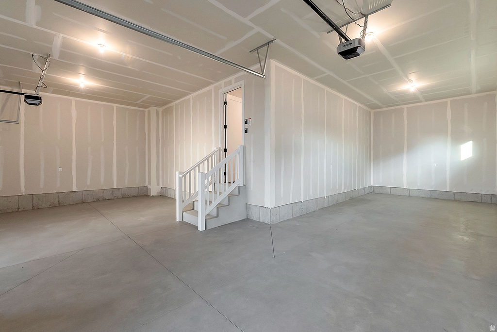 581 W SUMMERHILL LN Centerville, UT 84014