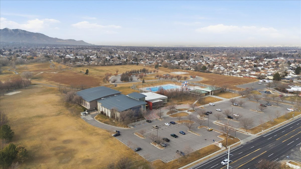 4216 S SOLITUDE RDG #C Taylorsville, UT 84129