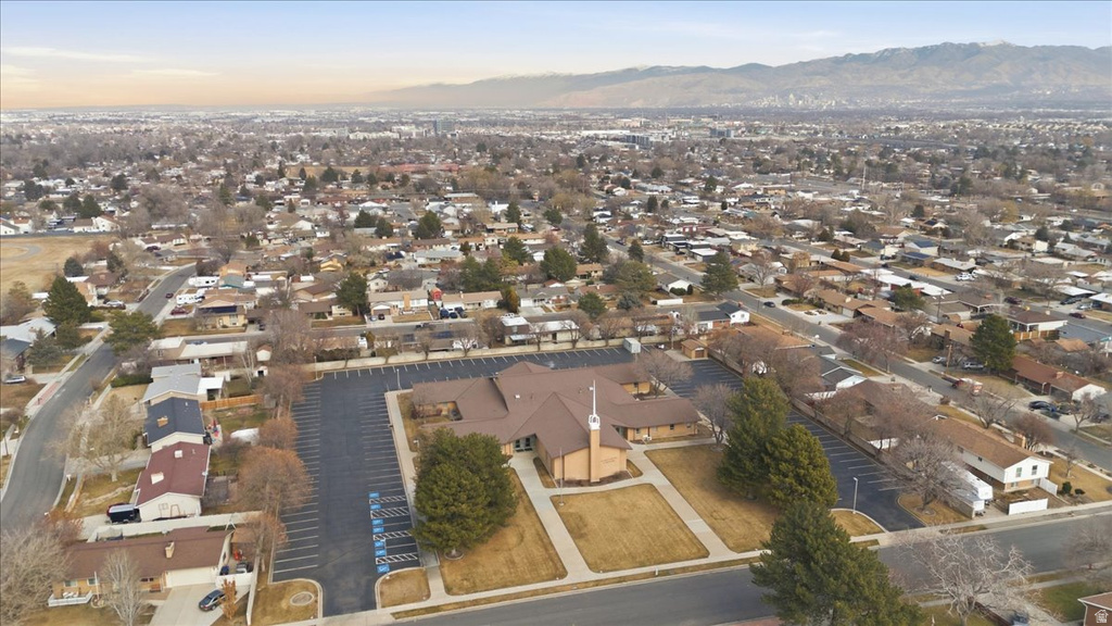 4216 S SOLITUDE RDG #C Taylorsville, UT 84129