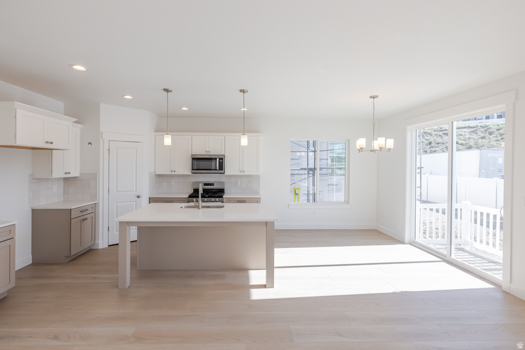 953 N 4020 W photo 5