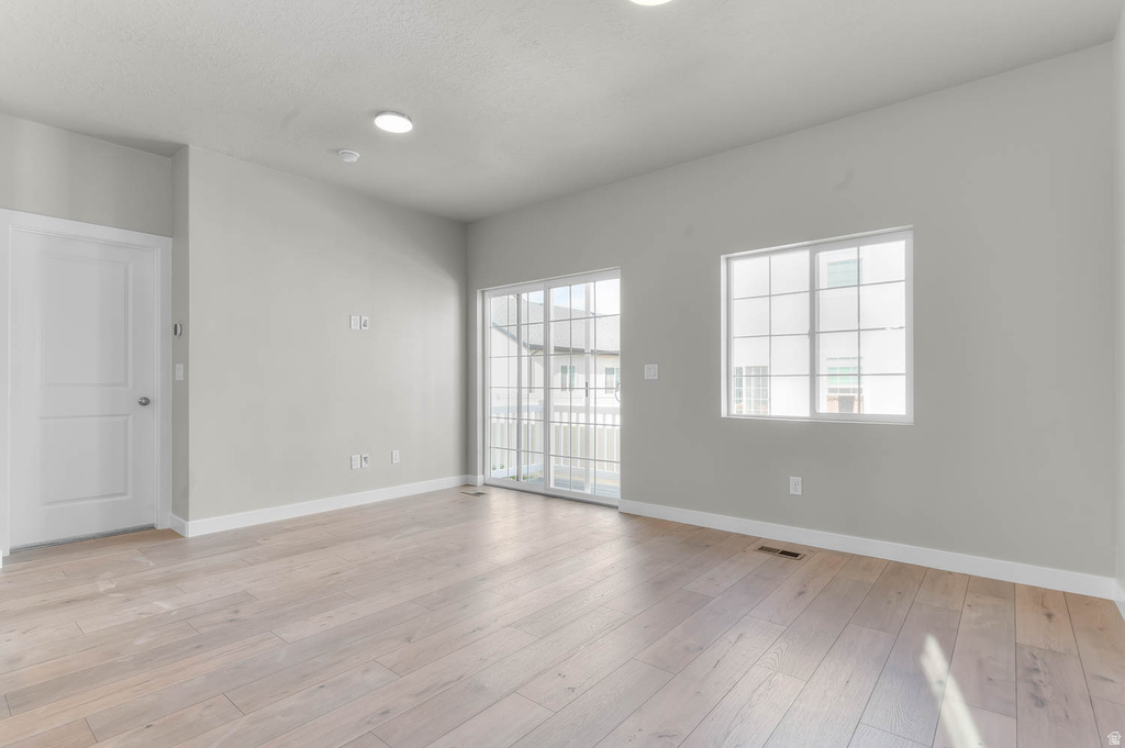 8861 S SMOKY HOLLOW RD West Jordan, UT 84081