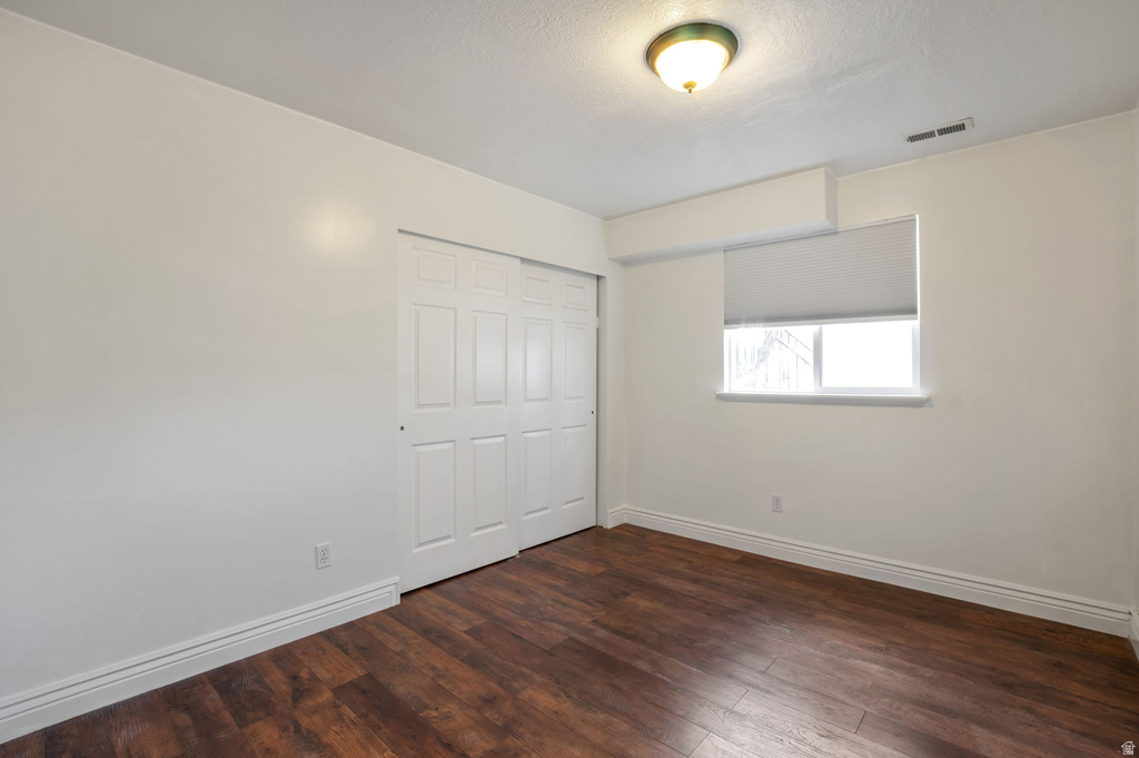 970 W FOX HOLLOW DR North Salt Lake, UT 84054