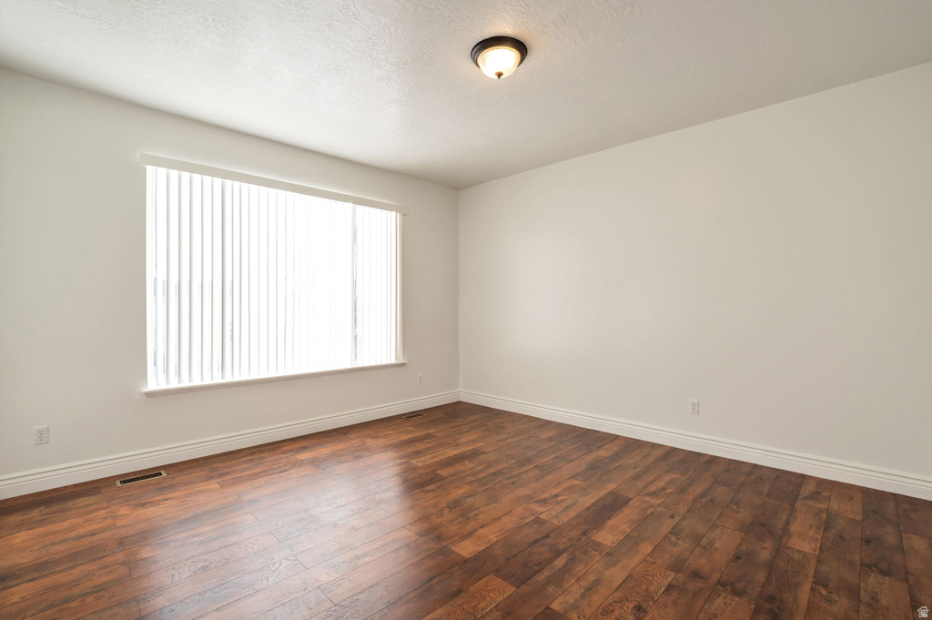 970 W FOX HOLLOW DR North Salt Lake, UT 84054