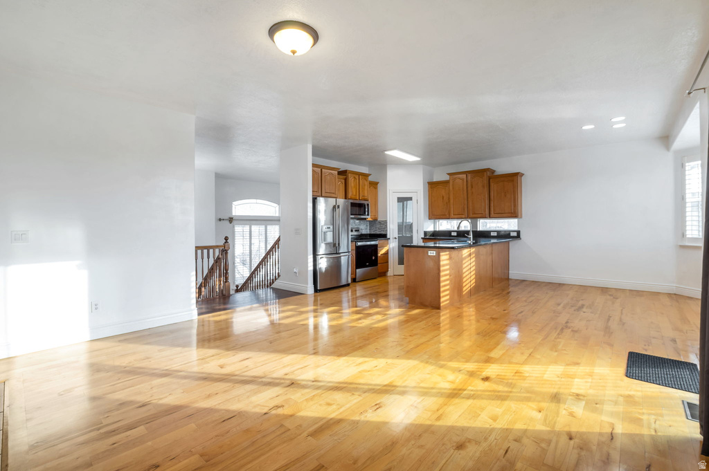 970 W FOX HOLLOW DR North Salt Lake, UT 84054