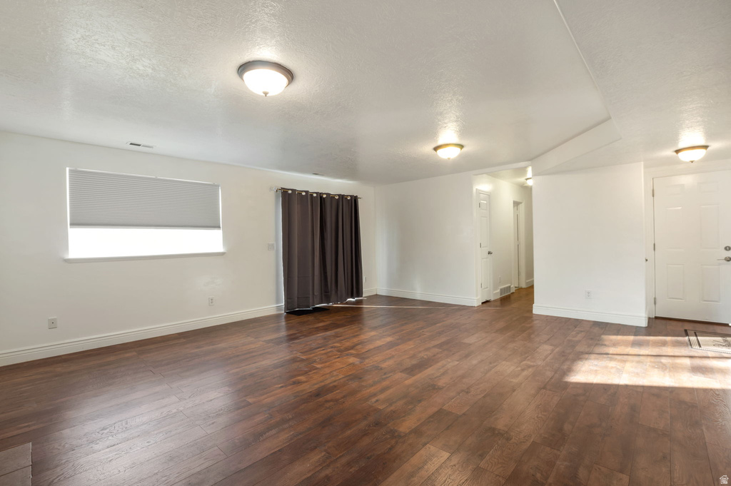 970 W FOX HOLLOW DR North Salt Lake, UT 84054