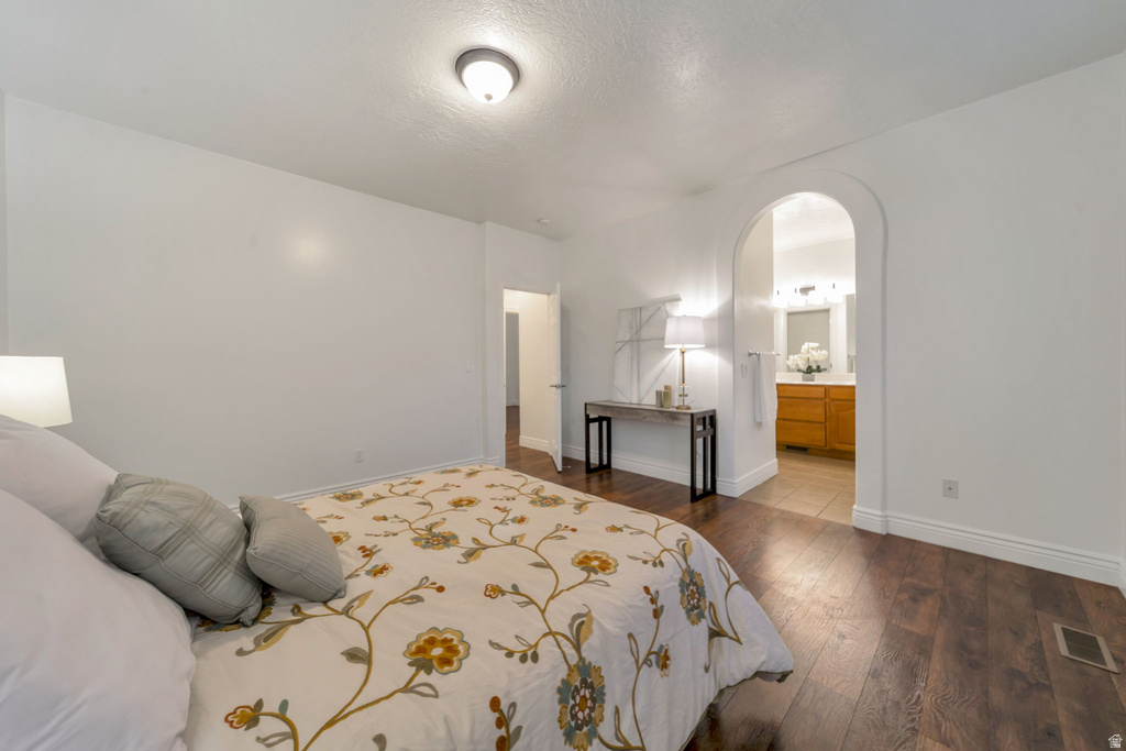 970 W FOX HOLLOW DR North Salt Lake, UT 84054