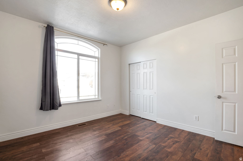 970 W FOX HOLLOW DR North Salt Lake, UT 84054