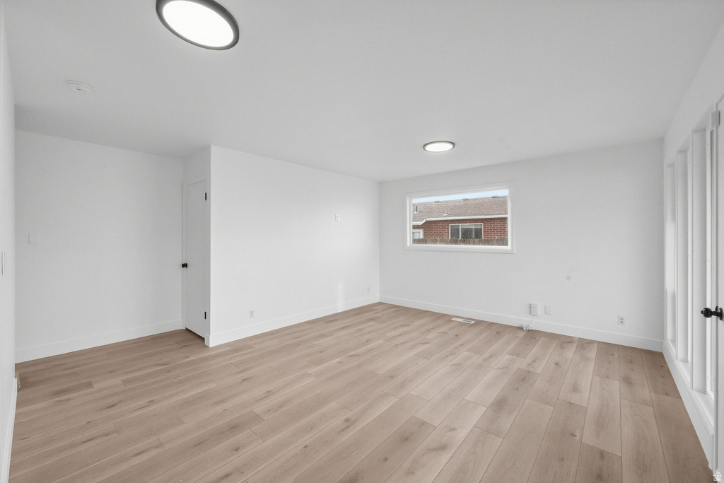 1062 E DIAMOND WAY Sandy, UT 84094