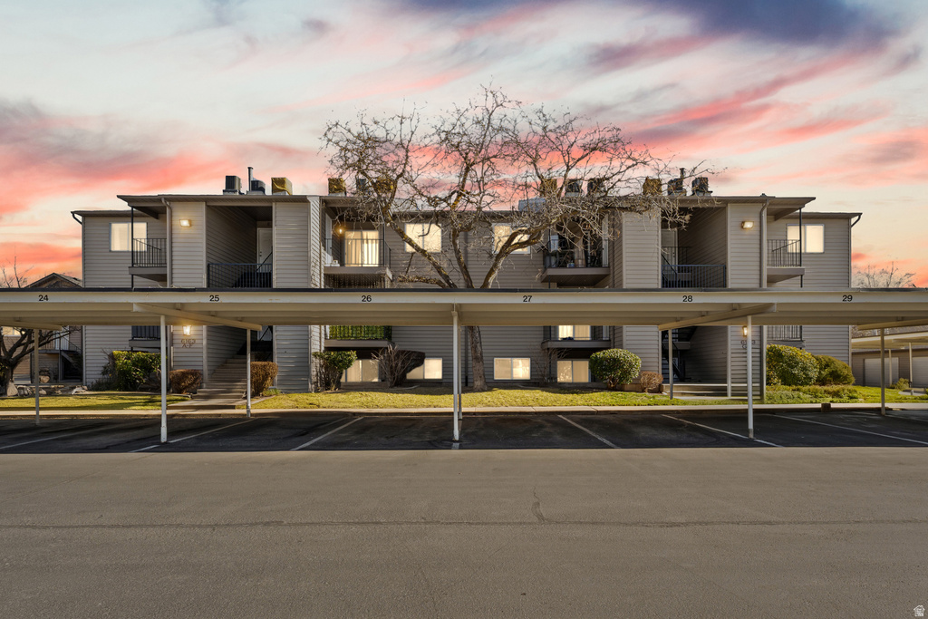 6163 S 1300 E #J Murray, UT 84121