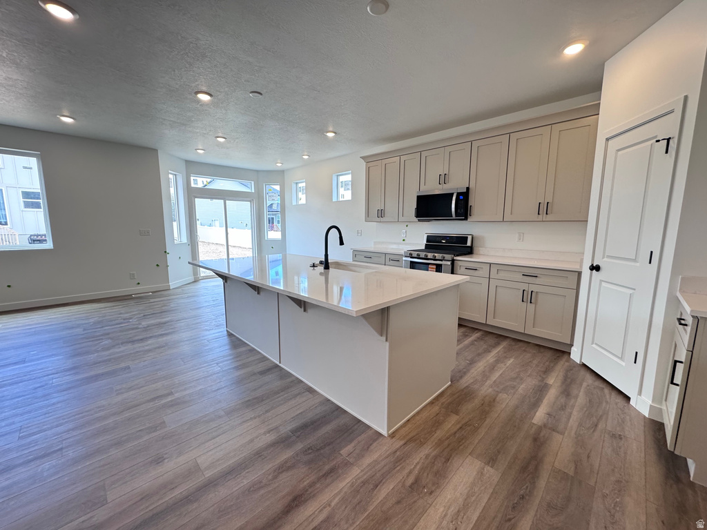 983 W MOTOR VU DR #208 Riverdale, UT 84405