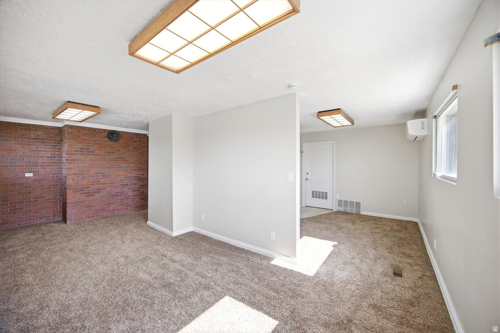 793 E ORCHARD DR Pleasant Grove, UT 84062