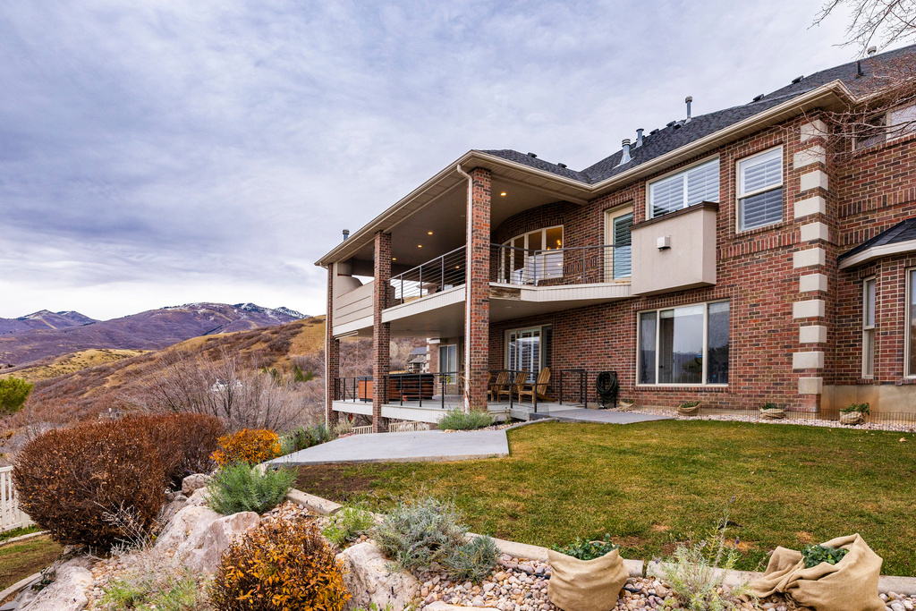 3252 SUNSET HOLLOW DR Bountiful, UT 84010