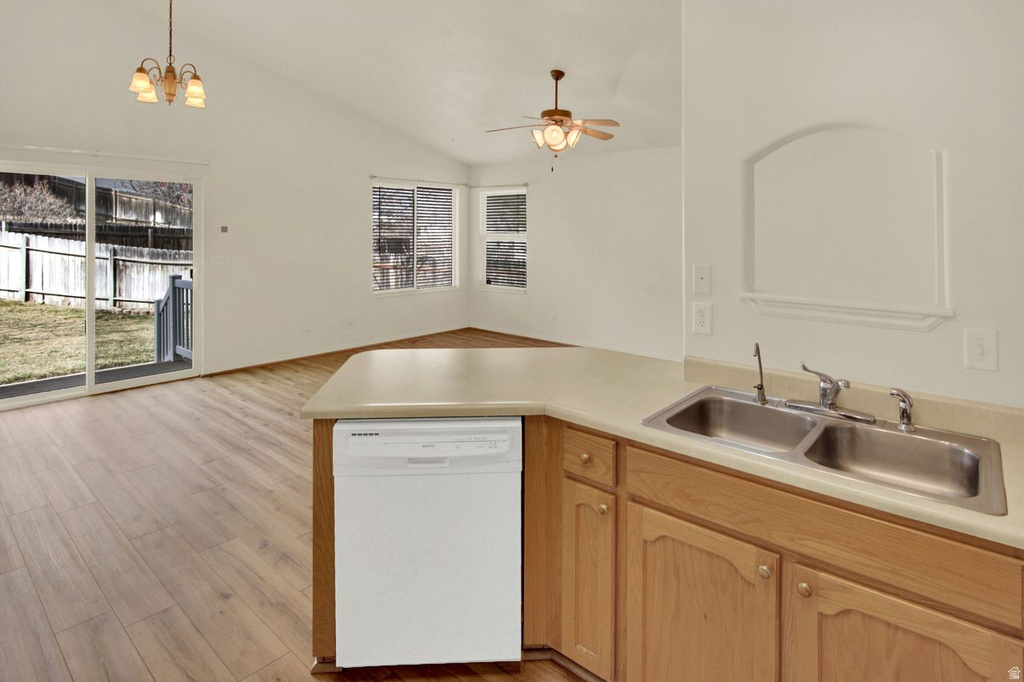 5366 W STONY BROOK CIR Salt Lake City, UT 84118