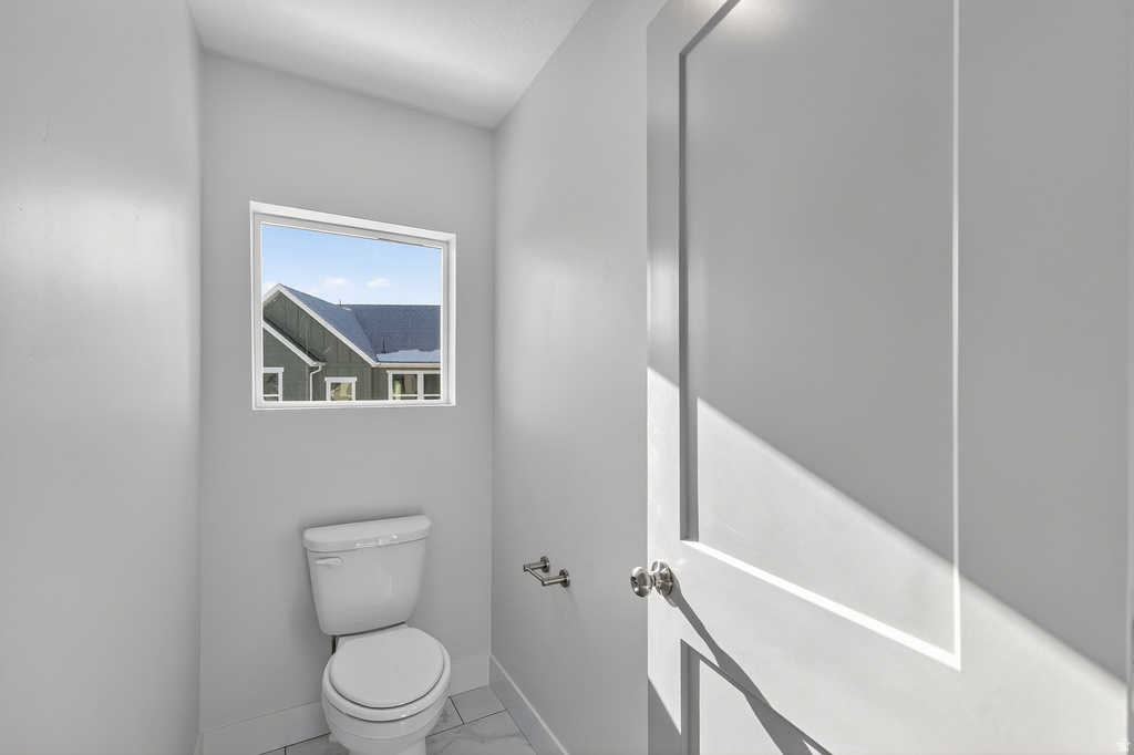 2837 W 2720 N #74 Plain City, UT 84404