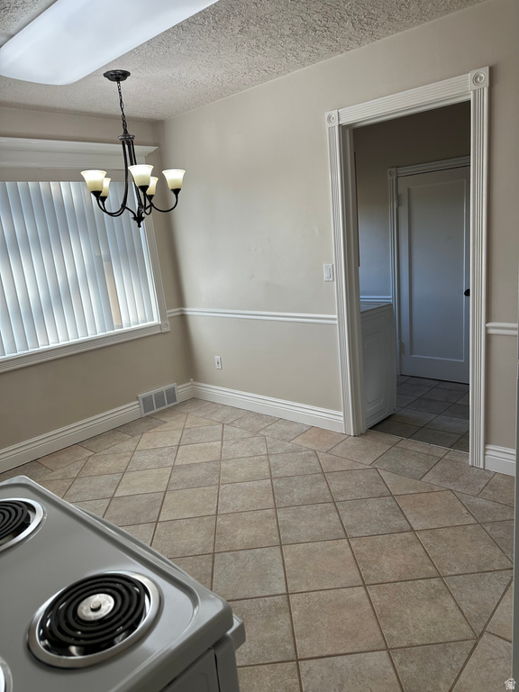 571 E BEN LOMOND AVE South Ogden, UT 84403