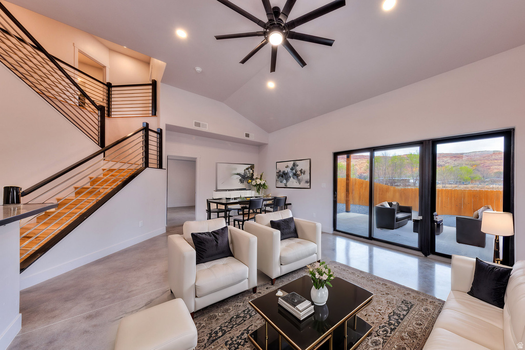 671 PALISADE DR Moab, UT 84532