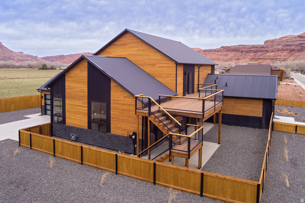 671 PALISADE DR Moab, UT 84532