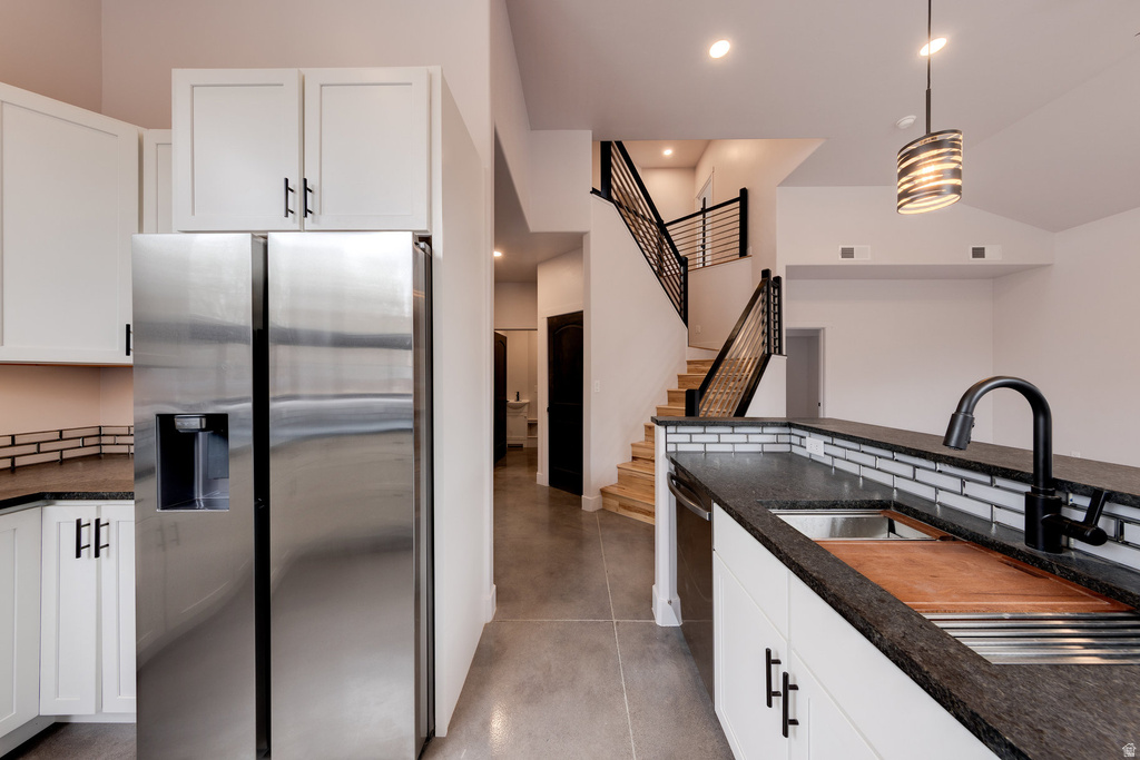 671 PALISADE DR Moab, UT 84532